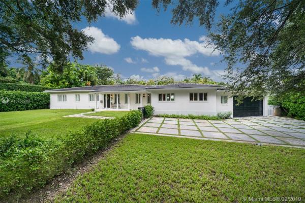 Biscayne Bay, 420 Tivoli Ave, Coral Gables, Florida 33143, image 2