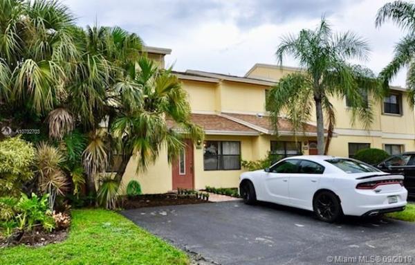 Country Lake, 16350 Country Lake Cir, Delray Beach, Florida 33484, image 2