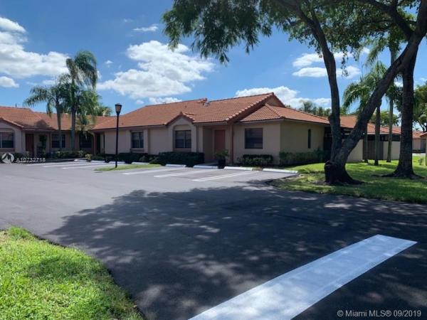 Villa Homes At The Moors, 17249 NW 60th Th Ct, Country Club, Florida 33015, image 2