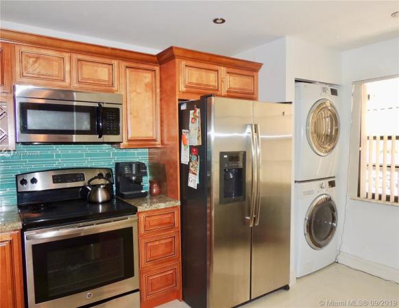 Isles Of Inverrary, 6575 W Oakland Park Blvd #402, Lauderhill, Florida 33313, image 2