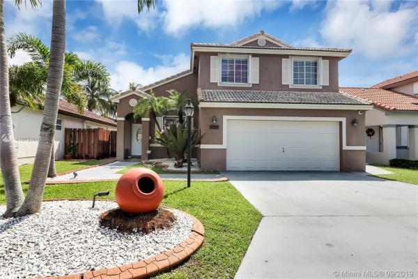 Lago Mar South, 8271 SW 158th Ave, Kendall, Florida 33193, image 2
