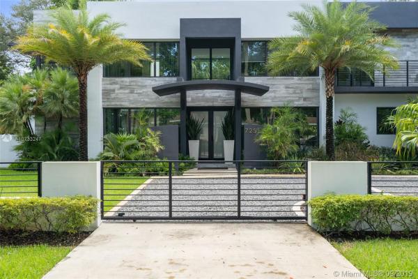 Grandios, 7251 SW 68th Ave, South Miami, Florida 33143, image 2
