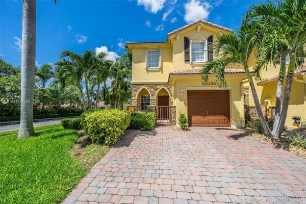 22096 SW 93rd Pl, Cutler Bay, Florida 33190, image 2
