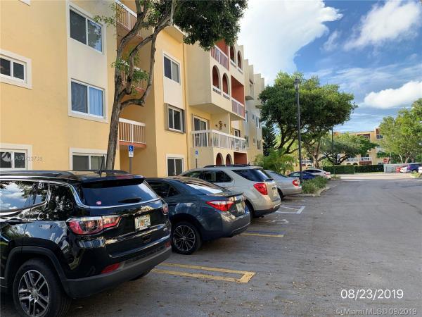 Village Of Kings Creek, 7707 Camino Real #308, Glenvar Heights, Florida 33143, image 2