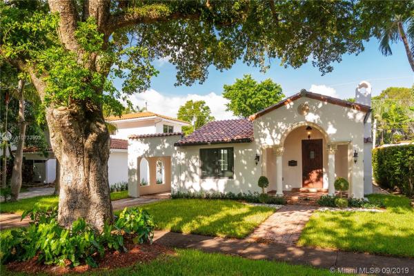 Riviera, 6908 Portillo St, Coral Gables, Florida 33146, image 2