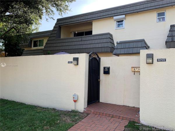 Kendale Lakes Townhouses, 8761 SW 137th Ave #8761, Kendale Lakes, Florida 33183, image 2