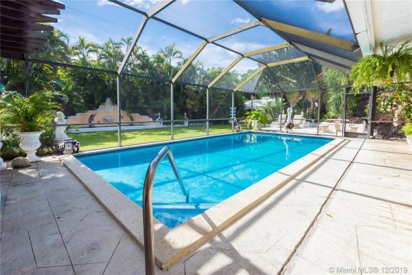 Ranchero Manors, 12680 SW 87th Pl, Kendall, Florida 33176, image 2