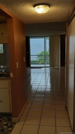 El Conquistador, 14165 SW 87th St #D204, Kendale Lakes, Florida 33183, image 2