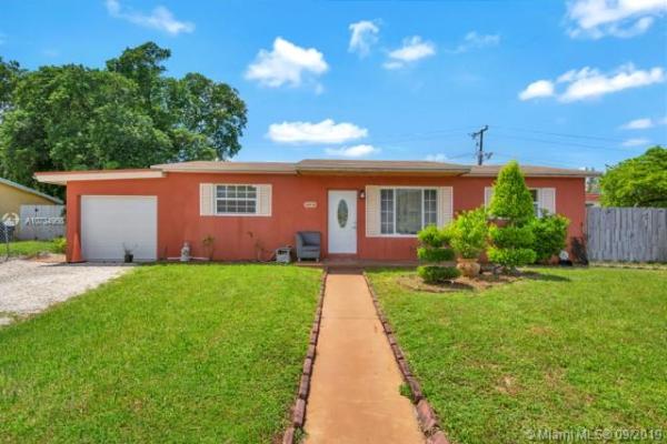 Lake Lucerne, 20730 NW 25th Ave, Miami Gardens, Florida 33056, image 2