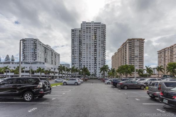 Commodore Plaza Tower, 2750 NE 183rd St #508, Aventura, Florida 33160, image 2
