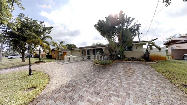 Miramar Tropical, 2455 Acapulco Dr, Miramar, Florida 33023, image 2