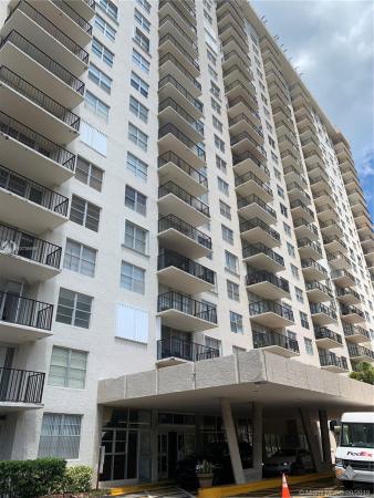 Winston Towers 500, 301 174th St #2118, Sunny Isles Beach, Florida 33160, image 2
