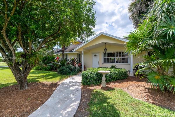 Dixie Park Heights, 19840 Sw 241st Ter, Redland, Florida 33031, image 2