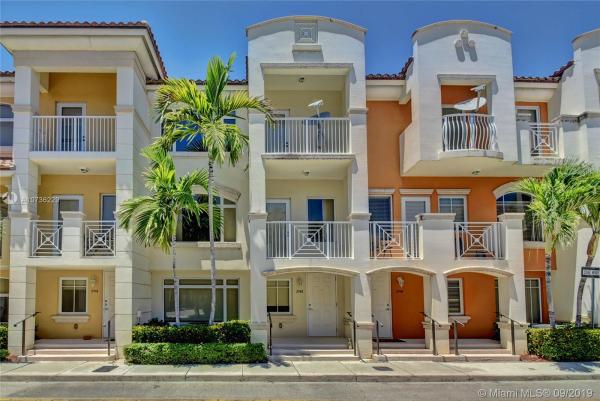 Merco At Aventura, 2743 NE 184th Way, Aventura, Florida 33160, image 2