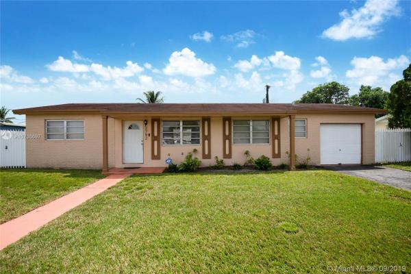 Liberty Homes Estates, 2792 NW 212th St, Miami Gardens, Florida 33056, image 2