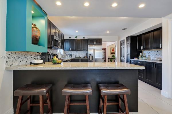 Cherry Grove, 9360 SW 88th Ter, Kendall, Florida 33176, image 2