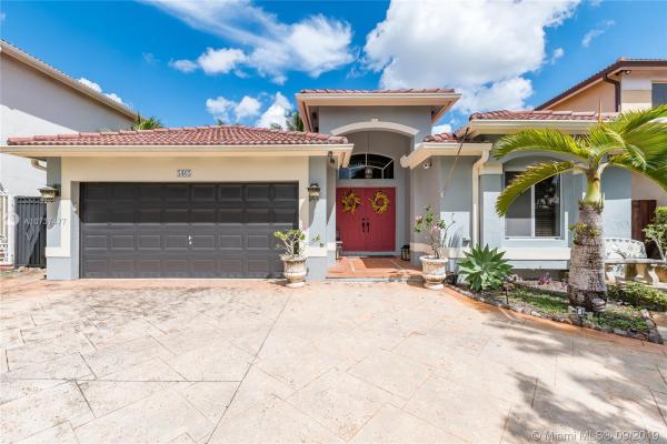 5465 SW 164th Pl, Unincorporated Dade County, Florida 33185, image 2