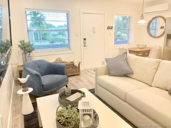 Hidden Waters, 1860 Venice Park Dr #206, North Miami, Florida 33181, image 2