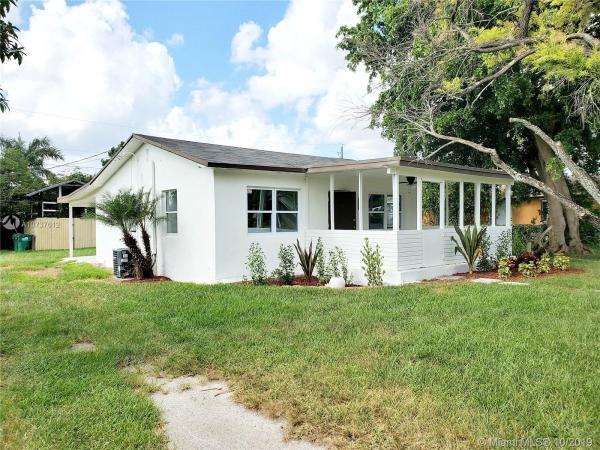 916 NE 14th St, Unincorporated Dade County, Florida 33030, image 2
