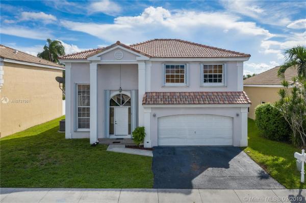 Wedgewood Cove, 14020 Oak Ridge Dr, Davie, Florida 33325, image 2