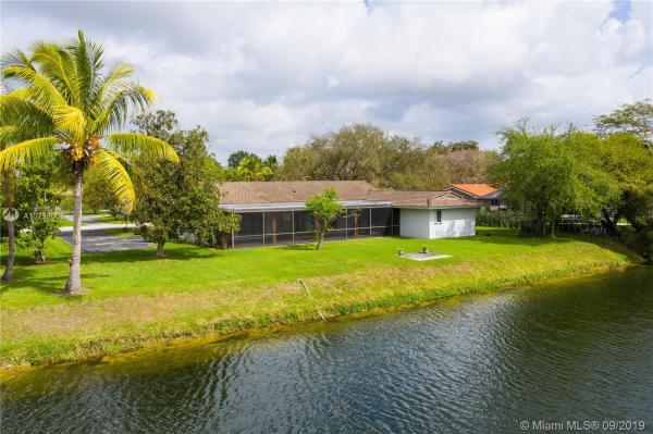 Kendall Park Estates, 7100 SW 109th Ter, Pinecrest, Florida 33156, image 2