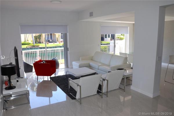 Aventura Lakes, 3182 NE 211th St, Aventura, Florida 33180, image 2
