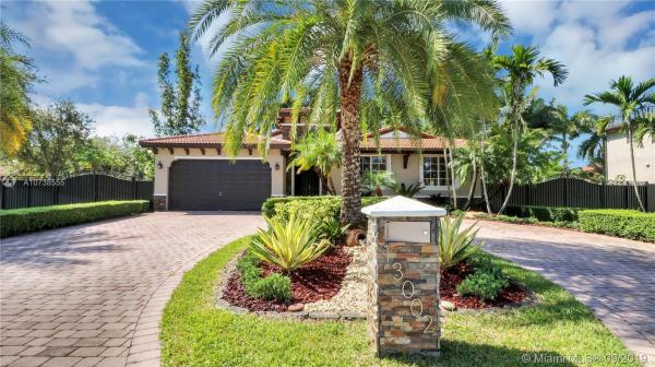 Renaissance Ranches, 13002 SW 194th St, South Miami Heights, Florida 33177, image 2