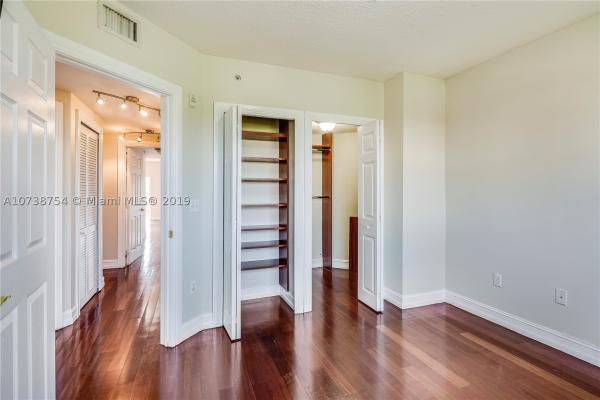 Villa Florini, 101 Sidonia Ave #605, Coral Gables, Florida 33134, image 2