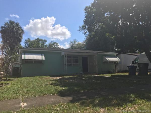 Terry Manor, 280 NE 168th Ter, North Miami Beach, Florida 33162, image 2