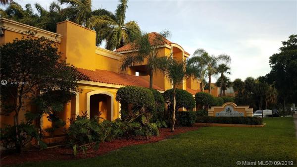 Venetian Gardens At Country Club Of Miami, 18101 NW 68th Ave #E203, Hialeah, Florida 33015, image 2