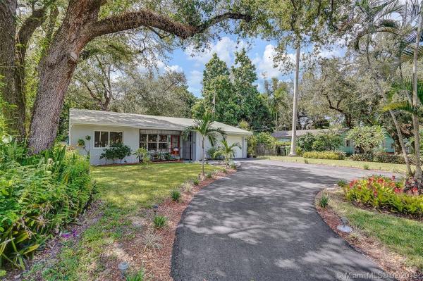 Griffing Biscayne Park Estates, 13132 NE 4th Ave, North Miami, Florida 33161, image 2