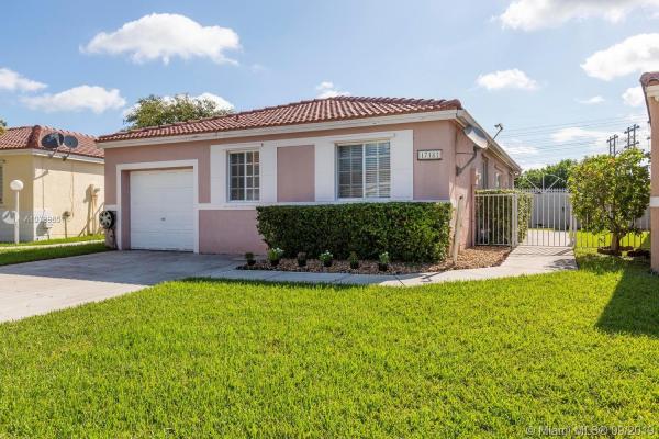 Weitzer Serena Lakes West, 17181 SW 139th Ct, Richmond West, Florida 33177, image 2