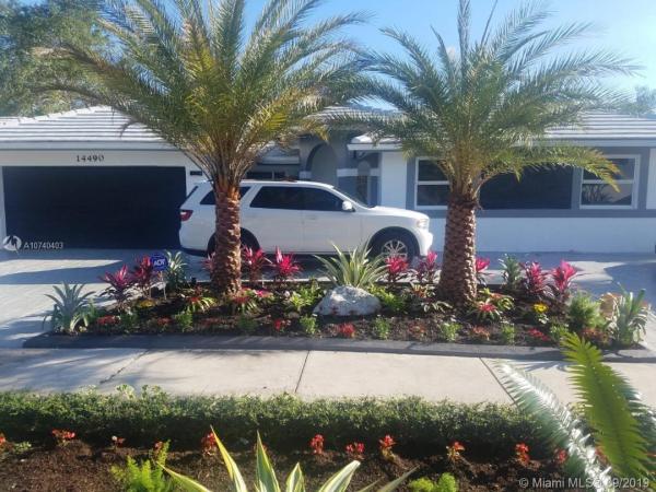 Limewood Grove, 14490 SW 162nd St, Richmond West, Florida 33177, image 2