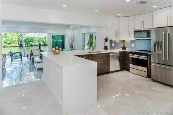 Amadale, 1025 NE 28th Dr, Wilton Manors, Florida 33334, image 2