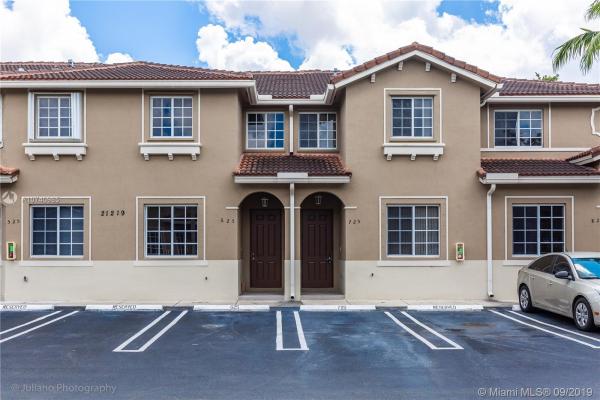 Majorca Isles, 21219 NW 14th Pl #7-25, Miami Gardens, Florida 33169, image 2