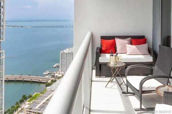 Icon Brickell Tower 3, 485 Brickell Ave #4502, Miami, Florida 33131, image 2