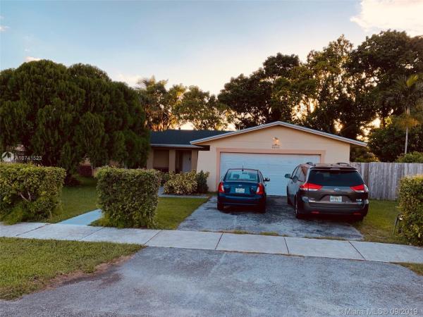 Winston Park, Kendale Lakes, Florida 33183, image 2