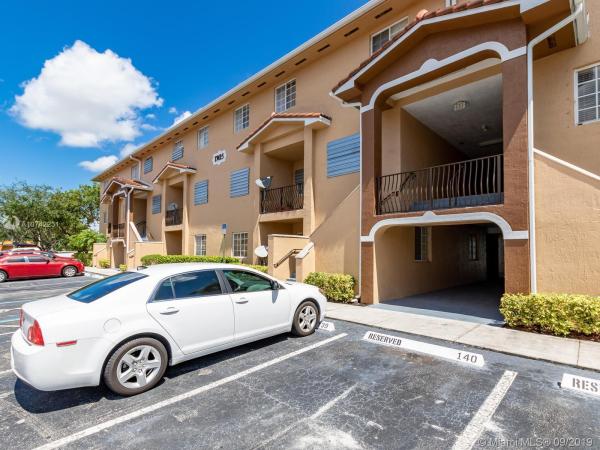 Poinciana Lakes Villas, 17415 NW 75th Pl #203, Country Club, Florida 33015, image 2
