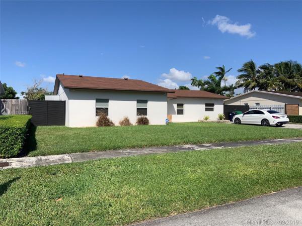 Winston Park, 7304 SW 134th Ct, Kendale Lakes, Florida 33183, image 2