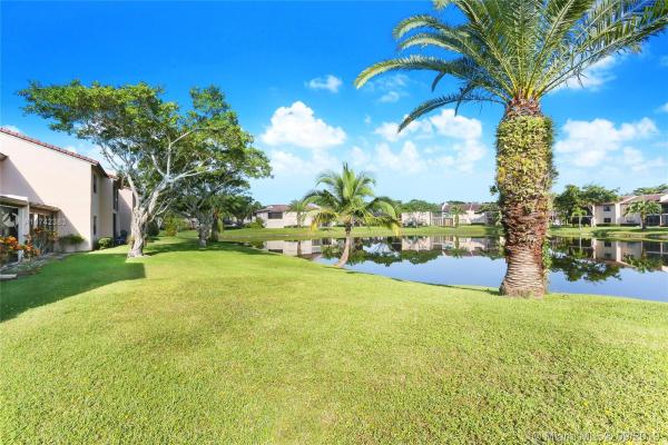 The Pines Of Boca Lago, 9259 Vista Del Lago, Boca Raton, Florida 33428, image 2
