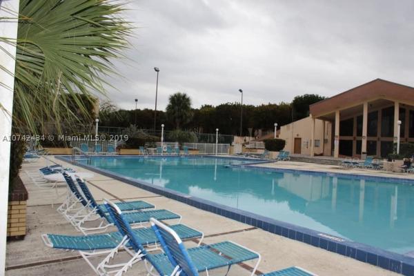 Promenade At Kendale Lakes, 14501 N KENDALL DR #407H, Kendale Lakes, Florida 33186, image 2