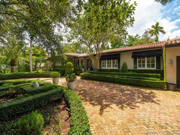 Biltmore, 612 Catalonia Ave, Coral Gables, Florida 33134, image 2