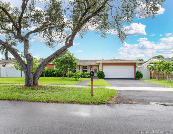 Saga Bay, 8020 SW 196th Ter, Cutler Bay, Florida 33189, image 2