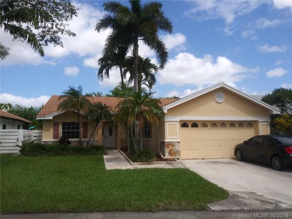 Greenwich Lakeside, 14643 SW 145th Ter, Country Walk, Florida 33186, image 2