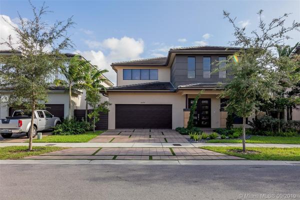 Crestview West, 16170 SW 136th Way, Kendall, Florida 33196, image 2