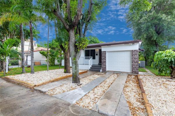 Pomelo Park, 3360 SW 29th St, Miami, Florida 33133, image 2