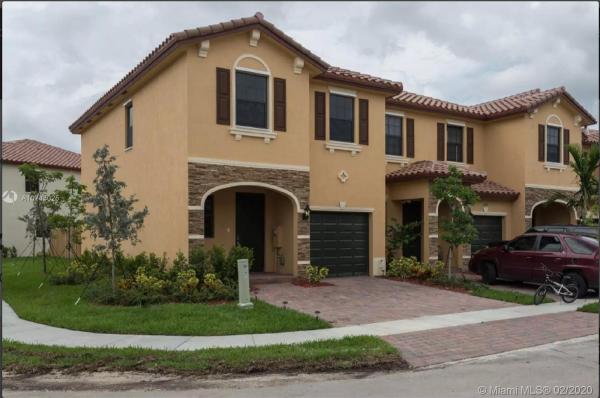 Chateau At The Vineyards, 3751 SE 2nd St, Homestead, Florida 33033, image 2