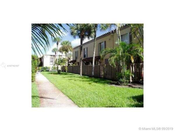 Cypress Village, 7160 Fairway Dr #J14, Miami Lakes, Florida 33014, image 2