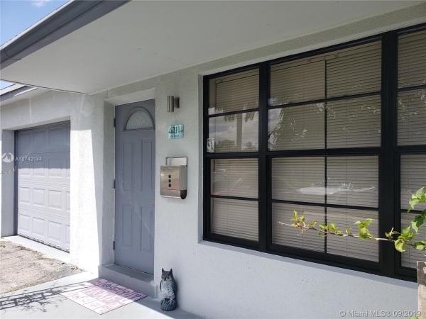 Sunrise Golf Village, 6211 NW 15th St, Sunrise, Florida 33313, image 2