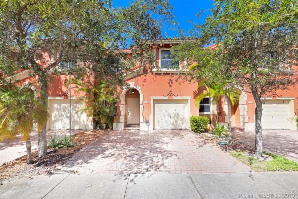 3158 SW 153rd Path #3158, Unincorporated Dade County, Florida 33185, image 2